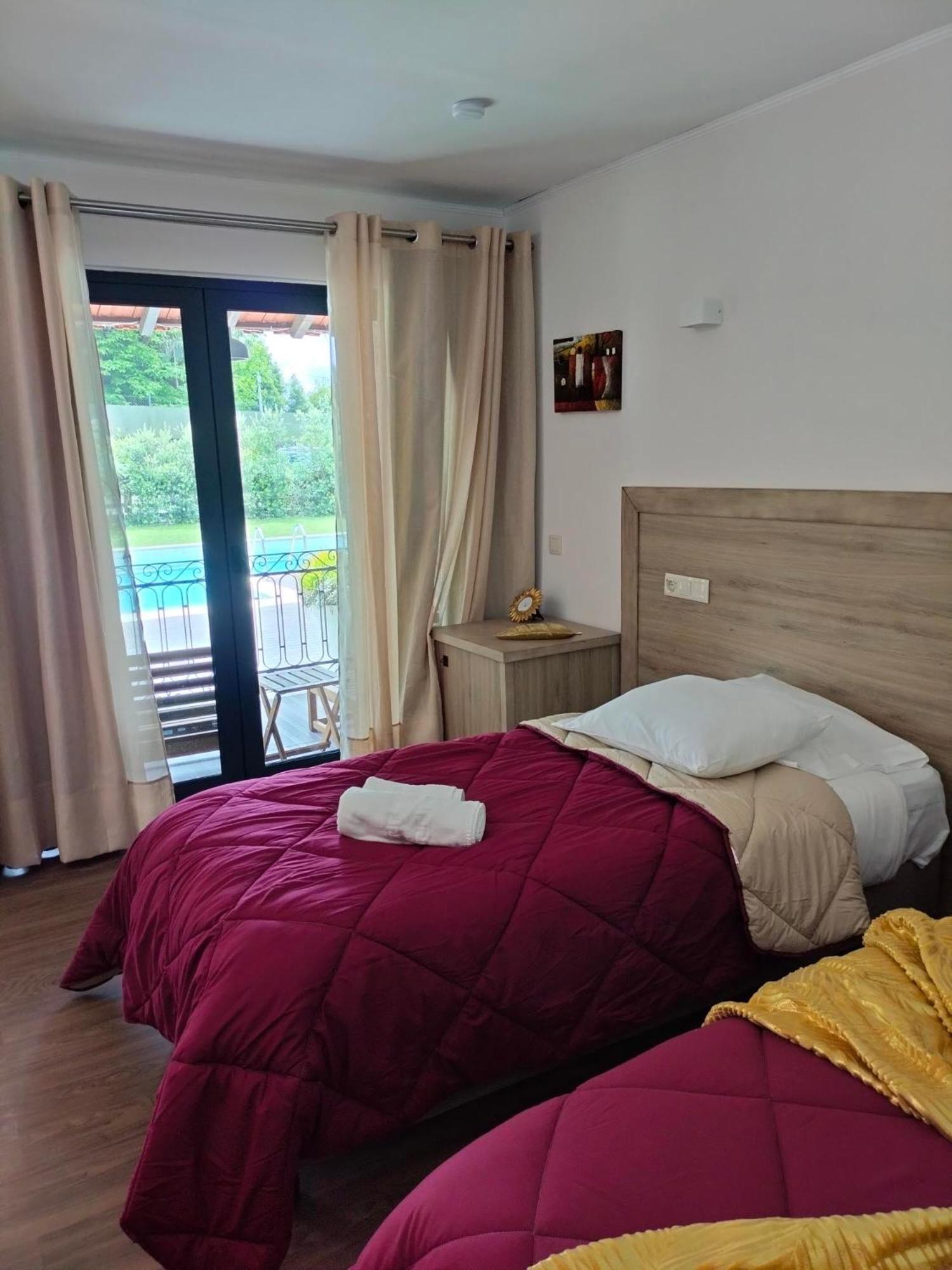 Quinta Padre Lobo Guest House ซังตามาเรีย ดา เฟย์รา ห้อง รูปภาพ
